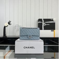 Chanel Classic Flap Medium Size 25.5cm Caviar Leather Silver Hardware Shoulder Bag Handbag Purse A1112 Chanel Classic Flap Medium Size 25.5cm Caviar Leather Silver Hardware Shoulder Bag Handbag Purse A1112