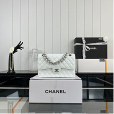 Chanel Classic Flap Medium Size 25.5cm Caviar Leather Silver Hardware Shoulder Bag Handbag Purse A1112 Chanel Classic Flap Medium Size 25.5cm Caviar Leather Silver Hardware Shoulder Bag Handbag Purse A1112