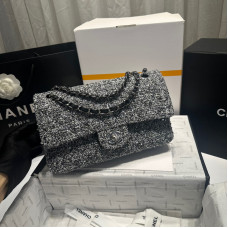 Chanel Classic Flap Medium Size 25.5cm Shoulder Bag Handbag Purse A1112 Chanel Classic Flap Medium Size 25.5cm Shoulder Bag Handbag Purse A1112