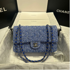Chanel Classic Flap Medium Size 25.5cm Shoulder Bag Handbag Purse A1112 Chanel Classic Flap Medium Size 25.5cm Shoulder Bag Handbag Purse A1112