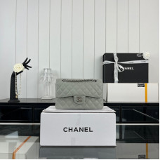Chanel Classic Flap New Medium Size 23cm Caviar Leather Silver Hardware Shoulder Bag Handbag Purse A1117