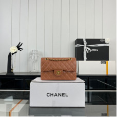 Chanel Classic Flap New Medium Size 23cm Caviar Leather Gold Hardware Shoulder Bag Handbag Purse A1117