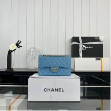 Chanel Classic Flap New Medium Size 23cm Caviar Leather Gold Hardware Shoulder Bag Handbag Purse A1117