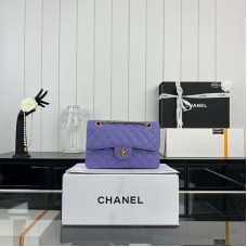 Chanel Classic Flap New Medium Size 23cm Caviar Leather Gold Hardware Shoulder Bag Handbag Purse A1117 Chanel Classic Flap New Medium Size 23cm Caviar Leather Gold Hardware Shoulder Bag Handbag Purse A1117