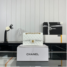 Chanel Classic Flap New Medium Size 23cm Caviar Leather Gold Hardware Shoulder Bag Handbag Purse A1117 Chanel Classic Flap New Medium Size 23cm Caviar Leather Gold Hardware Shoulder Bag Handbag Purse A1117