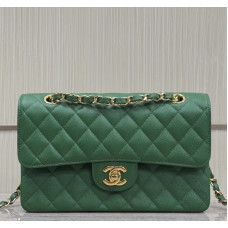 Chanel Classic Flap New Medium Size 23cm Caviar Leather Gold Hardware Shoulder Bag Handbag Purse A1117 Chanel Classic Flap New Medium Size 23cm Caviar Leather Gold Hardware Shoulder Bag Handbag Purse A1117