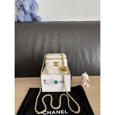 Chanel Gold Ball Cosmetic Bag Purse Handbag CHBAV38 Chanel Gold Ball Cosmetic Bag Purse Handbag CHBAV38