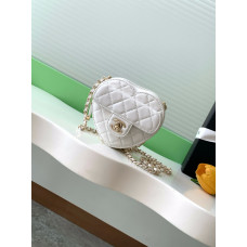 Chanel 25B Heart Small Size 13cm Shoulder Bag Handbag Purse AP2784
