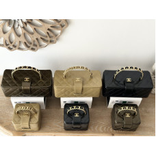 Chanel Cosmetic Bag Top Handle Bag Shoulder Bag Handbag A2226 A2227 Chanel Cosmetic Bag Top Handle Bag Shoulder Bag Handbag A2226 A2227