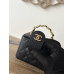 Chanel Vintage small Cosmetic Bag Shoulder Bag Handbag A2227 Chanel Vintage small Cosmetic Bag Shoulder Bag Handbag A2227