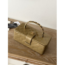 Chanel Vintage big Cosmetic Bag Shoulder Bag Handbag A2226 Chanel Vintage big Cosmetic Bag Shoulder Bag Handbag A2226