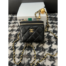 Chanel Cosmetic Bag Chain Shoulder Bag CHBAG70