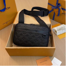Louis Vuitton LV Alpha MM Messenger Bag M46955 Shoulder Bag Crossbody Bag LLBGA19