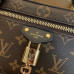 Louis Vuitton LV Vanity Chain Pouch M47125 Shoulder Bag Crossbody Bag LLBGA25 Louis Vuitton LV Vanity Chain Pouch M47125 Shoulder Bag Crossbody Bag LLBGA25