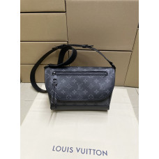 Louis Vuitton LV M12681 MM Men's Shoulder Bag Crossbody Bag LLBGA276