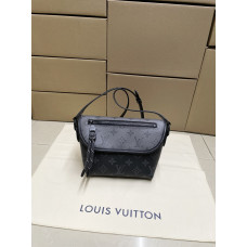 Louis Vuitton LV M12806 PM Men's Shoulder Bag Crossbody Bag LLBGA277 Louis Vuitton LV M12806 PM Men's Shoulder Bag Crossbody Bag LLBGA277