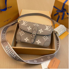 Louis Vuitton LV Diane M46583 Shoulder Bag Crossbody Bag LLBGA43