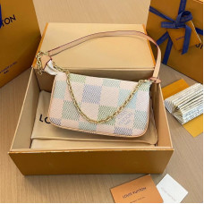 Louis Vuitton LV Pochette Accessoires N40642 Clutch Purse Cosmetic Bag LLBGG10 Louis Vuitton LV Pochette Accessoires N40642 Clutch Purse Cosmetic Bag LLBGG10