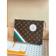 Louis Vuitton LV Pochette Accessoires M25820 Clutch Purse Cosmetic Bag LLBGG109 Louis Vuitton LV Pochette Accessoires M25820 Clutch Purse Cosmetic Bag LLBGG109