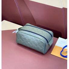 Louis Vuitton LV Dopp Kit M82576 Clutch Purse Cosmetic Bag LLBGG21 Louis Vuitton LV Dopp Kit M82576 Clutch Purse Cosmetic Bag LLBGG21