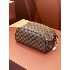 Louis Vuitton LV Dopp Kit N47528 Clutch Purse Cosmetic Bag LLBGG80 Louis Vuitton LV Dopp Kit N47528 Clutch Purse Cosmetic Bag LLBGG80