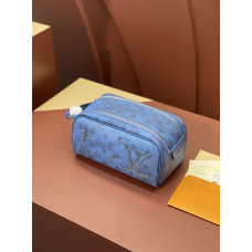 Louis Vuitton LV Dopp Kit M82337 Clutch Purse Cosmetic Bag LLBGG83