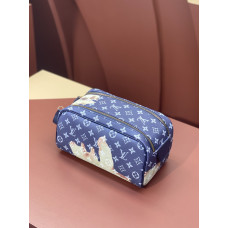 Louis Vuitton LV Dopp Kit M47528 Clutch Purse Cosmetic Bag LLBGG86