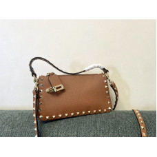 Valentino Garavani Rockstud Shoulder Bag Crossbody Bag 5500 Valentino Garavani Rockstud Shoulder Bag Crossbody Bag 5500
