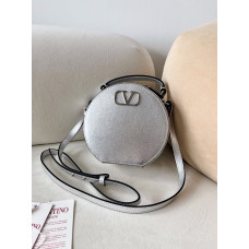 Valentino VALENTINO GARAVANI VLOGO SIGNATURE Shoulder Bag Crossbody Bag 22062
