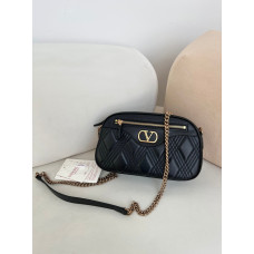 Valentino GARAVANI QUILTIE 67 Shoulder Bag Crossbody Bag VTBGA36 Valentino GARAVANI QUILTIE 67 Shoulder Bag Crossbody Bag VTBGA36