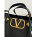 Valentino Large Size Tote Shoulder Bag 22099L Valentino Large Size Tote Shoulder Bag 22099L